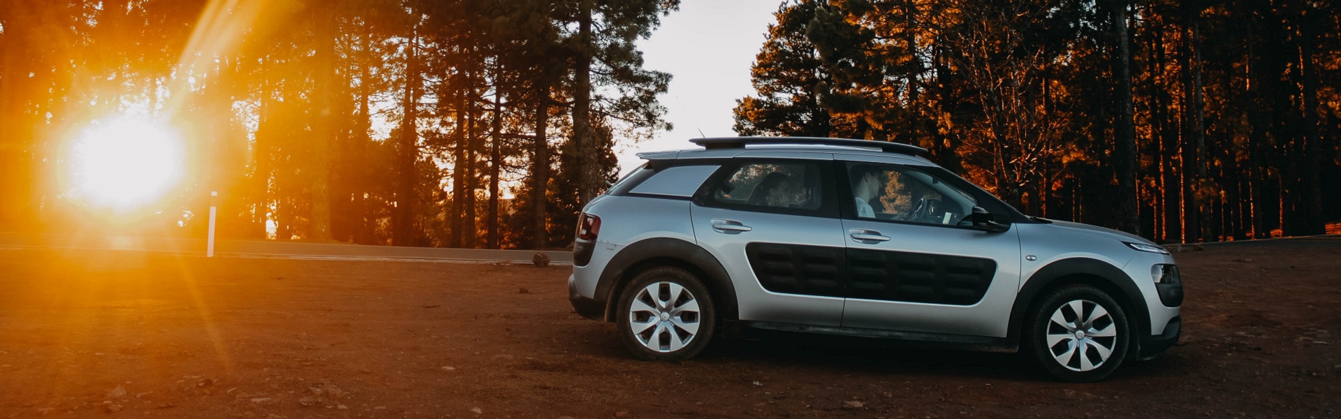 Iznajmljivanje auto dizalica | Pežo Citroen delovi